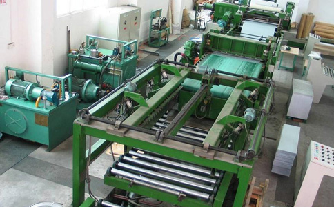 數(shù)控開(kāi)平機(jī)組 數(shù)控開(kāi)平機(jī)組